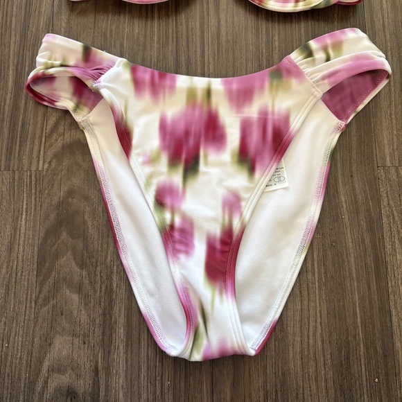 Abercrombie Ruched Underwire Matching Bikini Top and Bottoms Pink Green XS - Picture 7 of 7